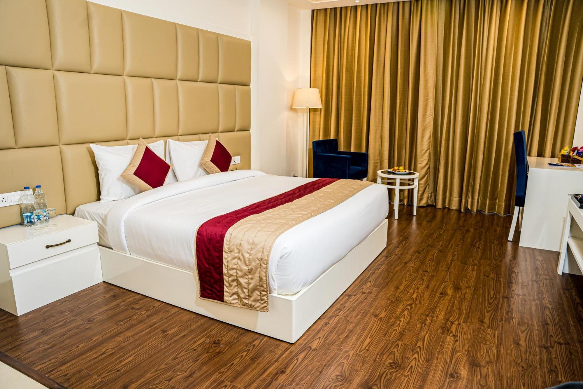 Best Western ダルハウジ エクステリア 写真