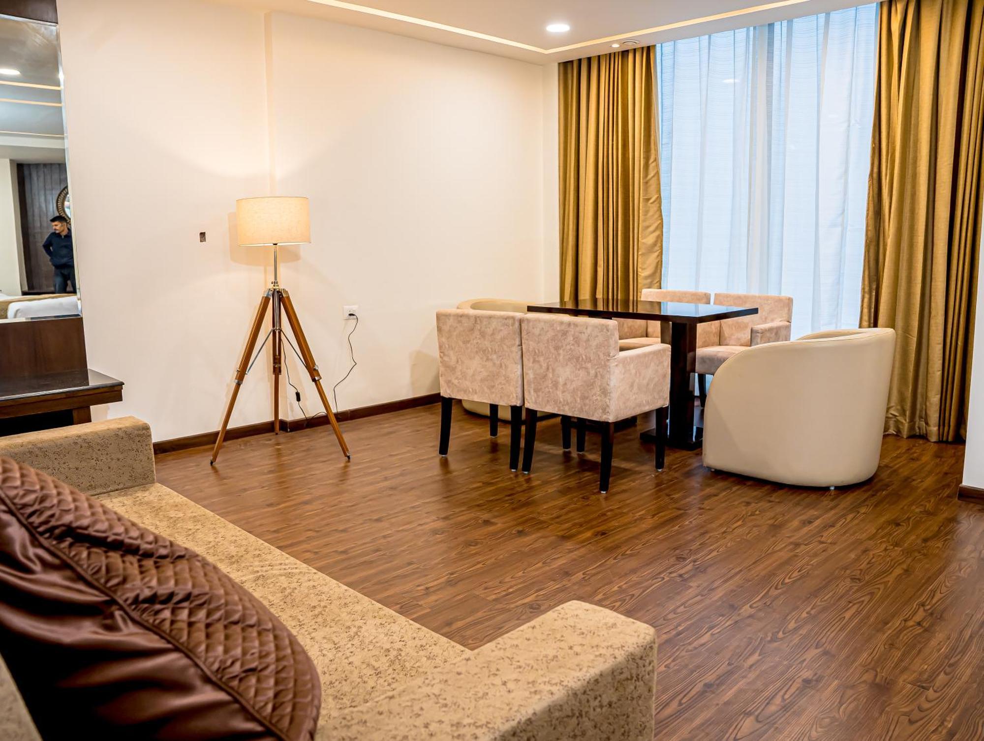 Best Western ダルハウジ エクステリア 写真